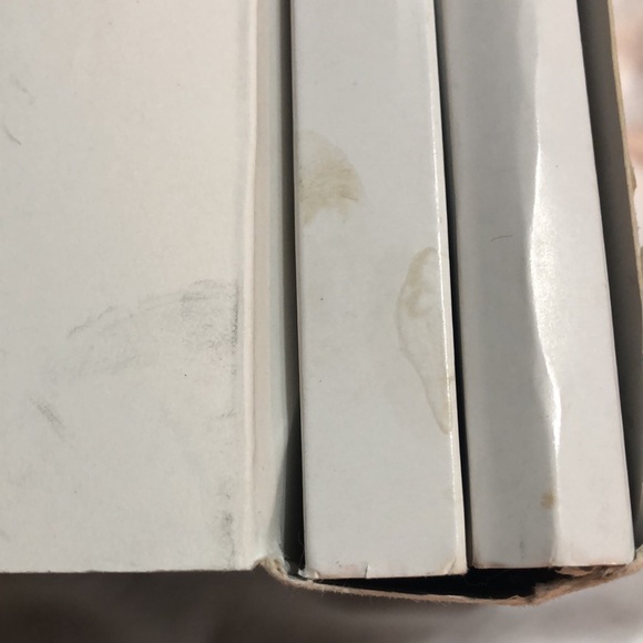 James Patterson CD “Black Book”&“Cross My Heart”preloved audiobooks 17 CDs inall - Picture 8 of 11